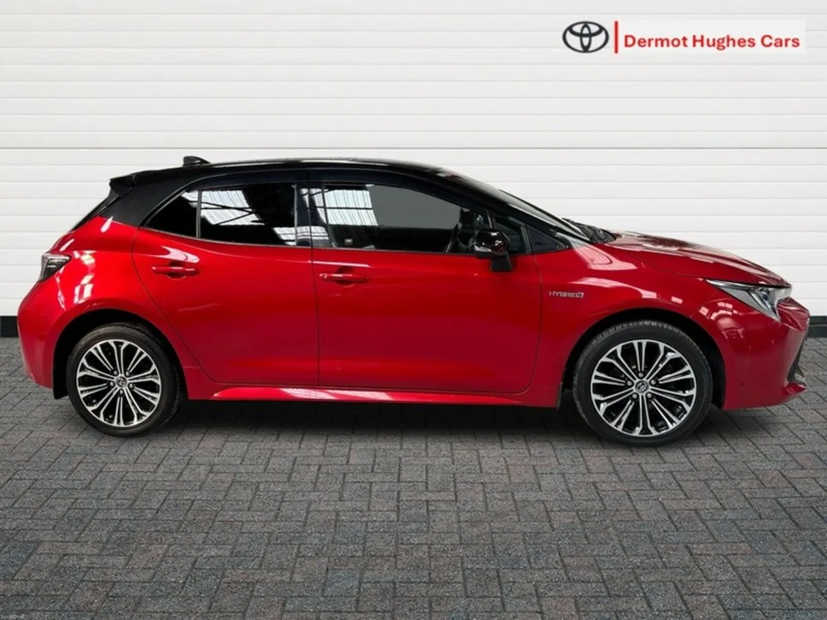Toyota Corolla HYBRID L/SPORT HB - Image 3