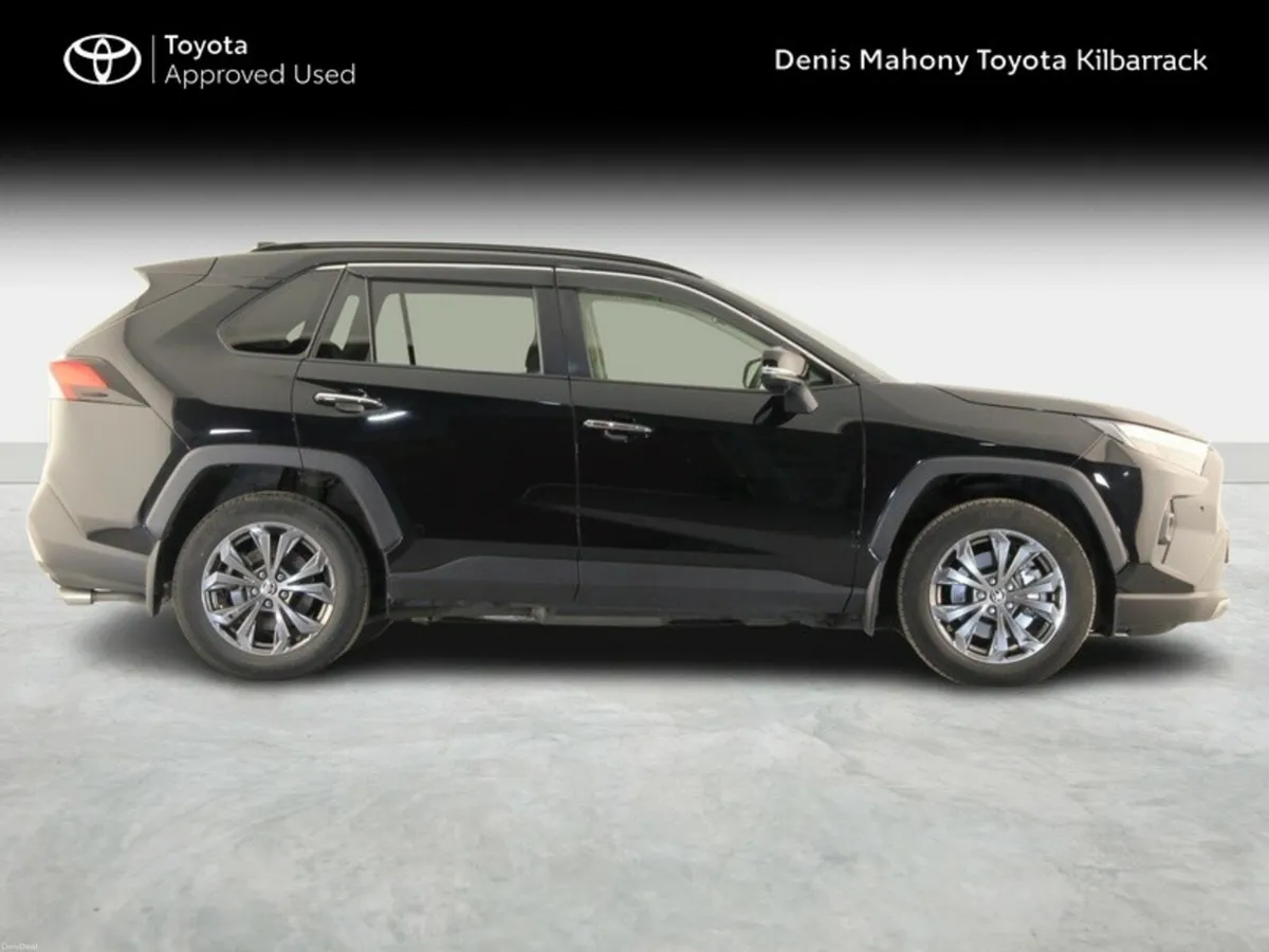 Toyota RAV4 Platinum AWD - Image 3