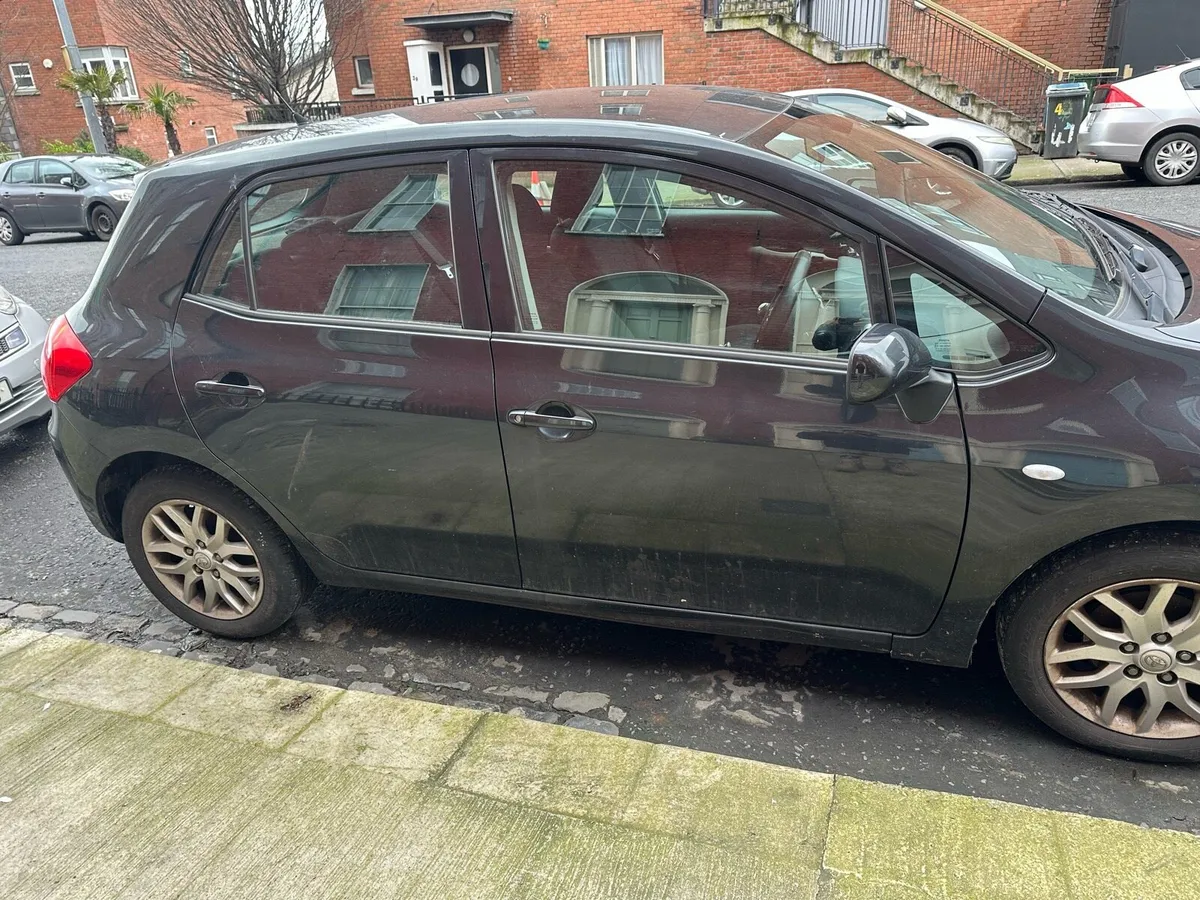 Toyota Auris - Image 3