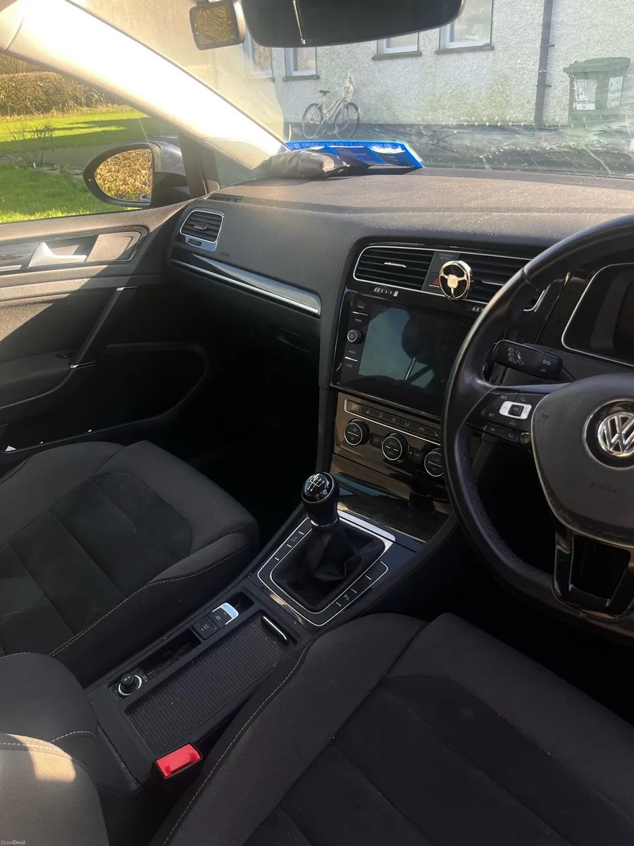181 Volkswagen Golf 1.6L TDI - Image 3