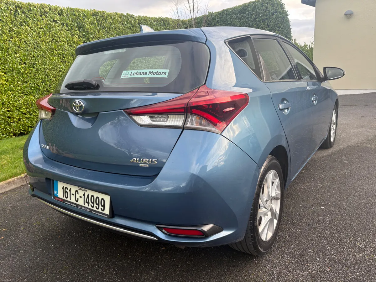 Toyota Auris 2018 - Image 4