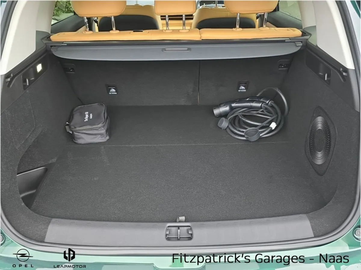 Leapmotor C10 Design 69.9kwh Demo with 3.9% Financ - Image 6