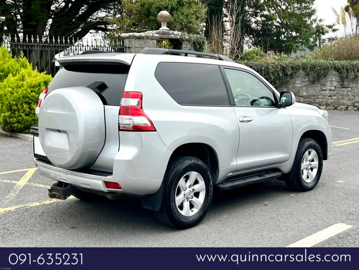 Toyota Land Cruiser 2.8 D4D SWB COMMERCIAL==LOW MI - Image 3