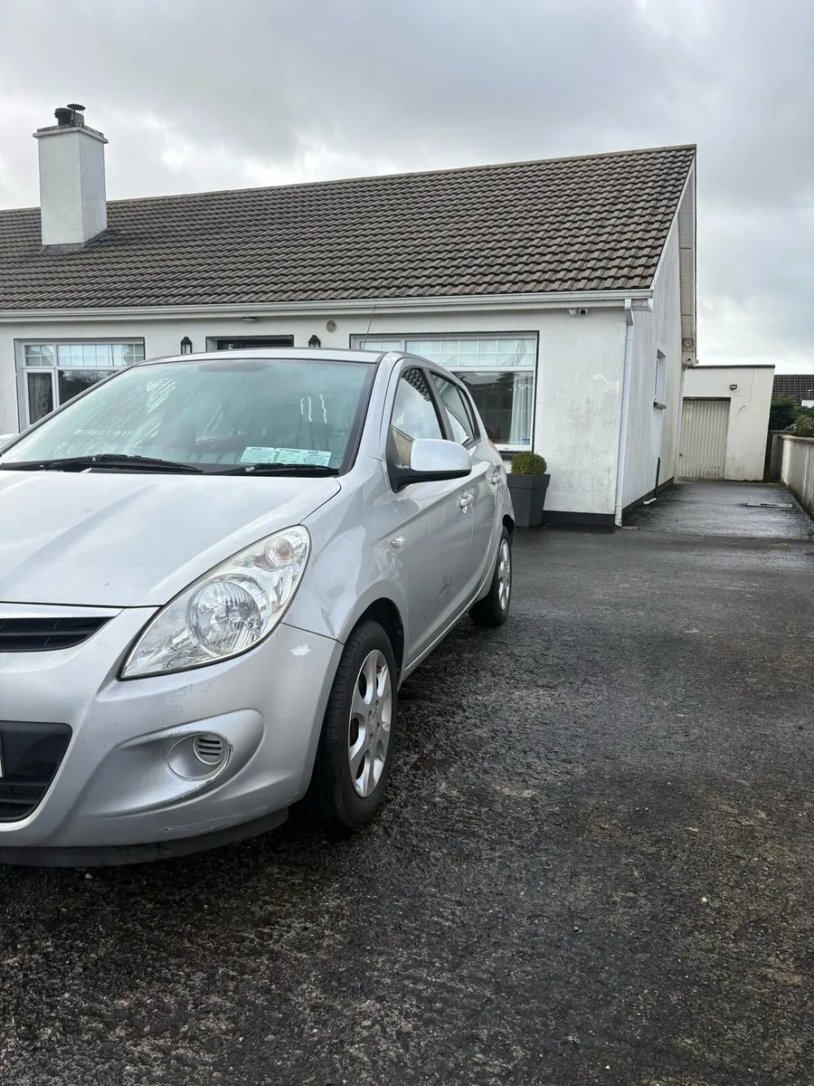 Hyundai I20 - Image 2