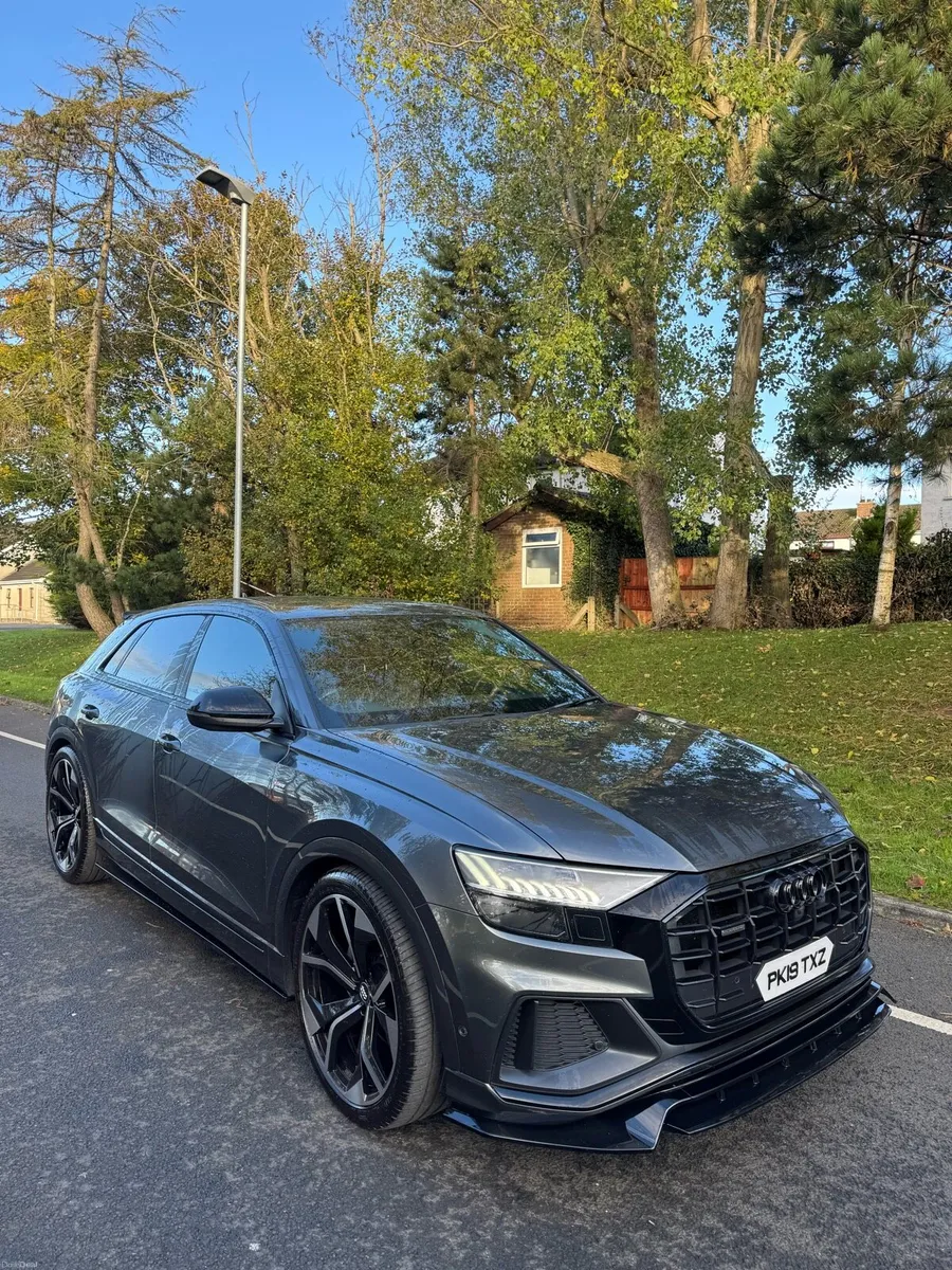 Audi q8 3.0 50 TDI Sline              £26,950 - Image 3