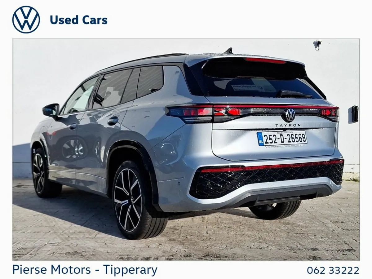 Volkswagen Tayron 1.5 TSI 204BHP R-LINE 75 PHEV DS - Image 3