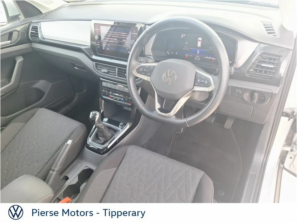 Volkswagen T-Cross T-CROSS 1.0 TSI M5F 95HP - Image 2