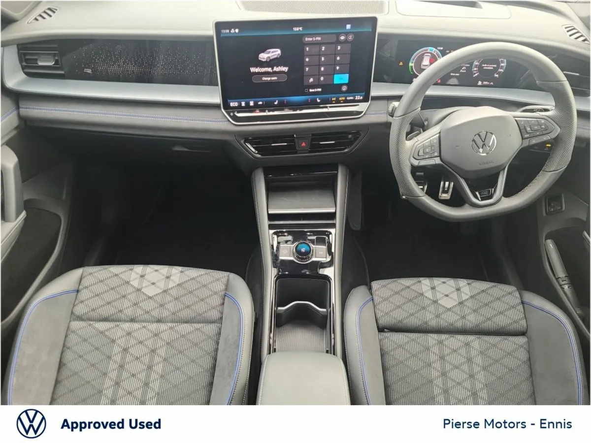 Volkswagen Tayron 1.5 TSI 204PS R-LINE 75 PHEV DSG - Image 4