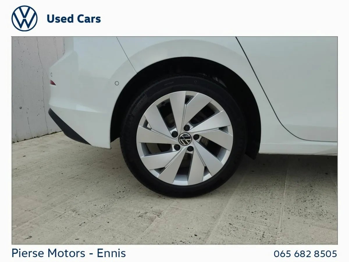Volkswagen Golf GOLF EDITION 75 1.5 TSI 116HP - Image 6