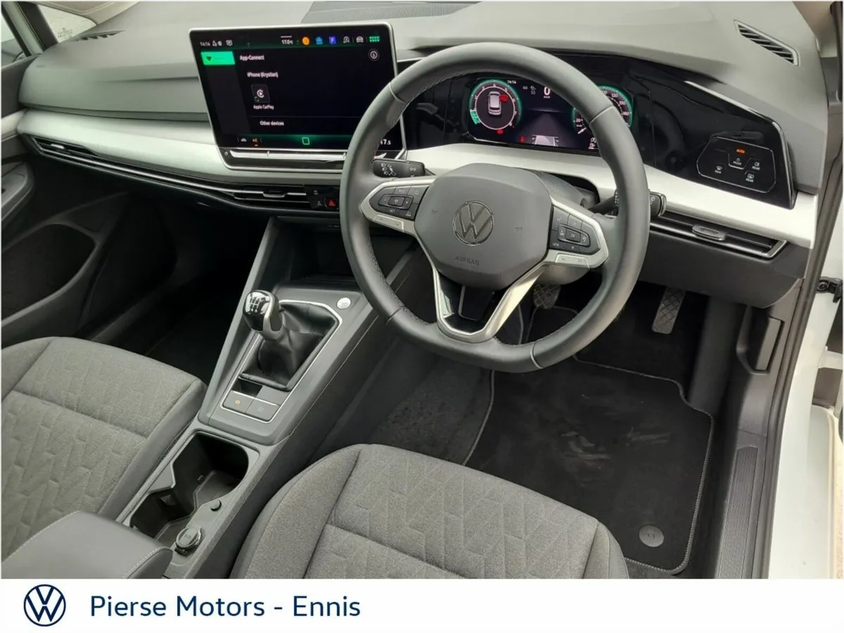 Volkswagen Golf GOLF LAUNCH EDITION 1.5 TSI 115HP - Image 3