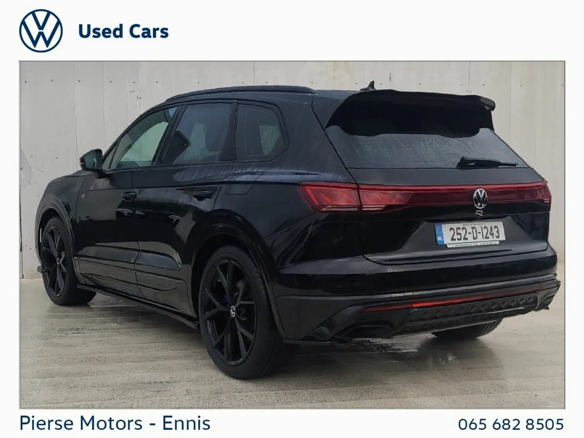 Volkswagen Touareg 3.0 TSI PHEV 462HP R - Factory - Image 4