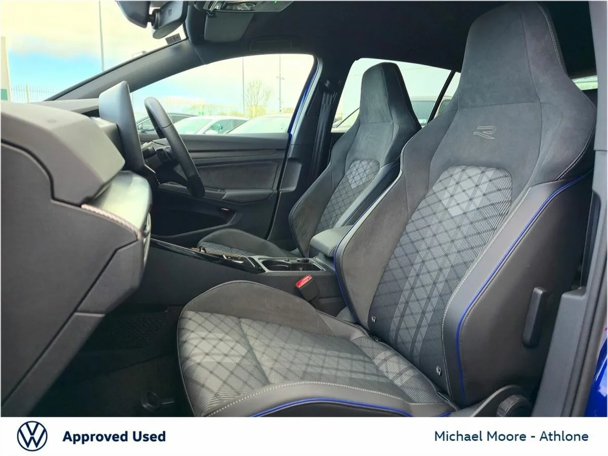 Volkswagen Golf GOLF R-LINE 2.0 TDI 150BHP - Image 4