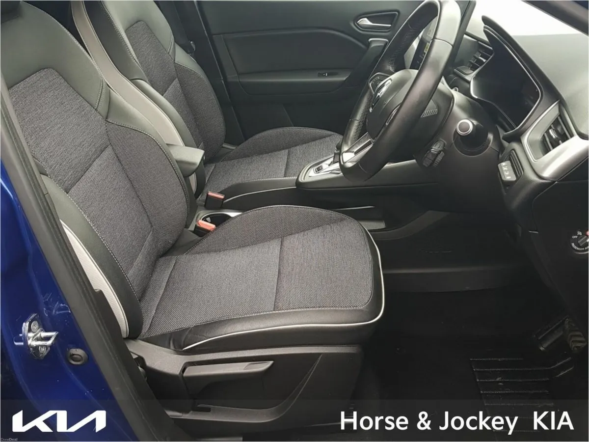 Renault Captur E-TECH Plug-in 160 Auto S-Edition - Image 2