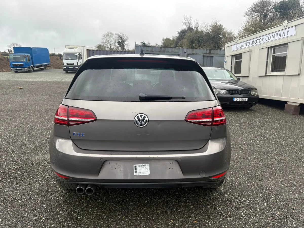 VW GOLF GTE - Image 3