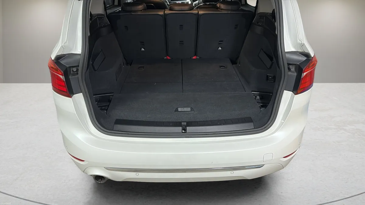 2018 BMW 218d AUTO GRAN TOURER 7SEATS LUXURY SPEC - Image 4