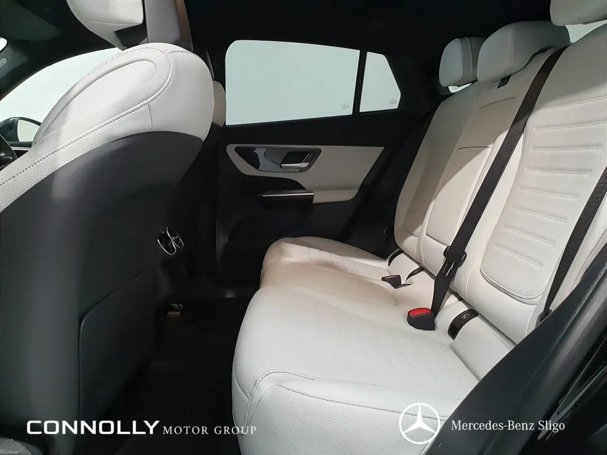Mercedes-Benz GLC 220 d 4MATIC Coupe AMG Line Exte - Image 6