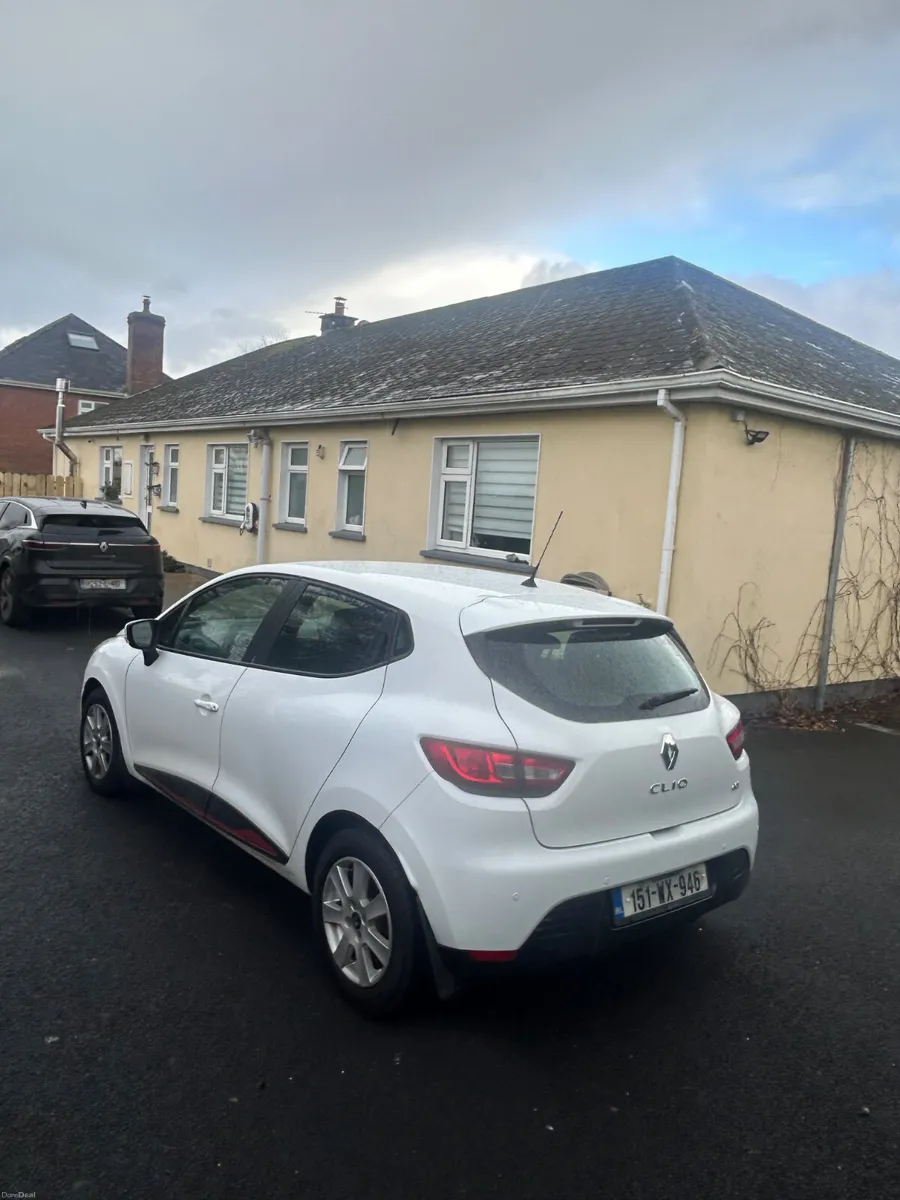 Renault Clio 2015 - Image 5