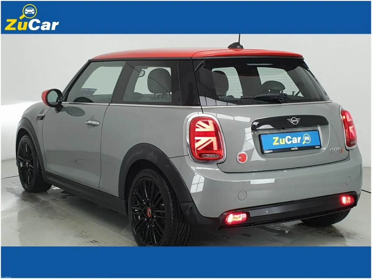 Mini Cooper  Cooper Classic Auto - Image 4