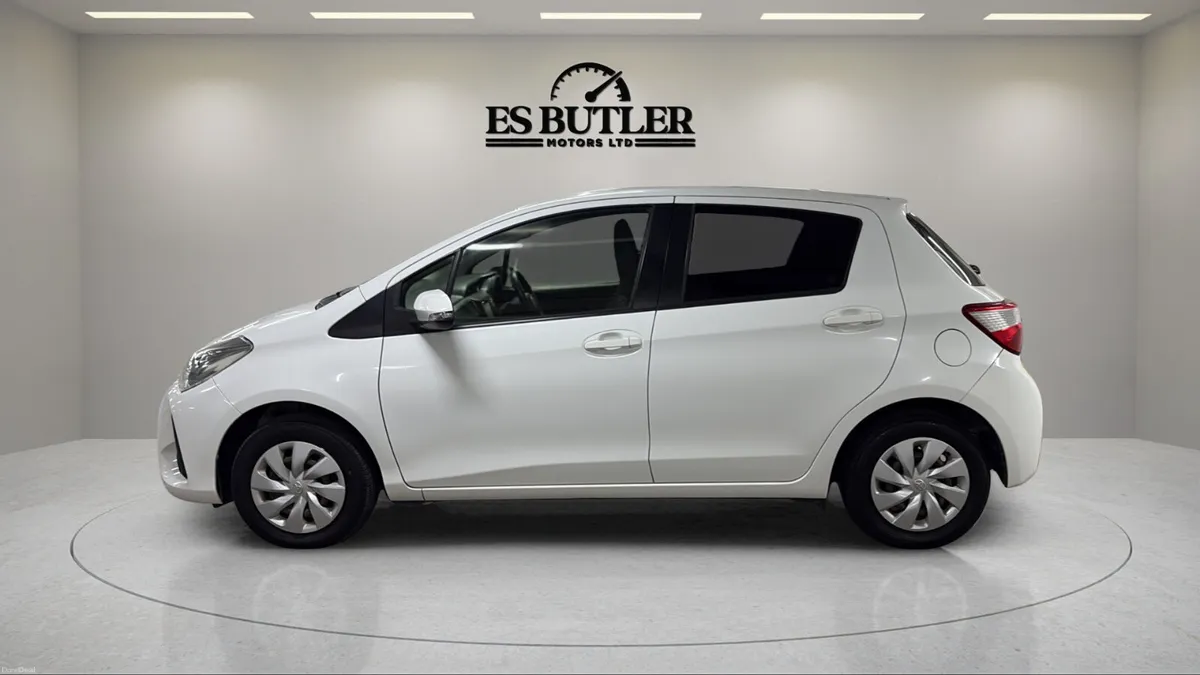 2018 Toyota Vitz 1.0L AUTO 12MONTHS WARRANTY - Image 2