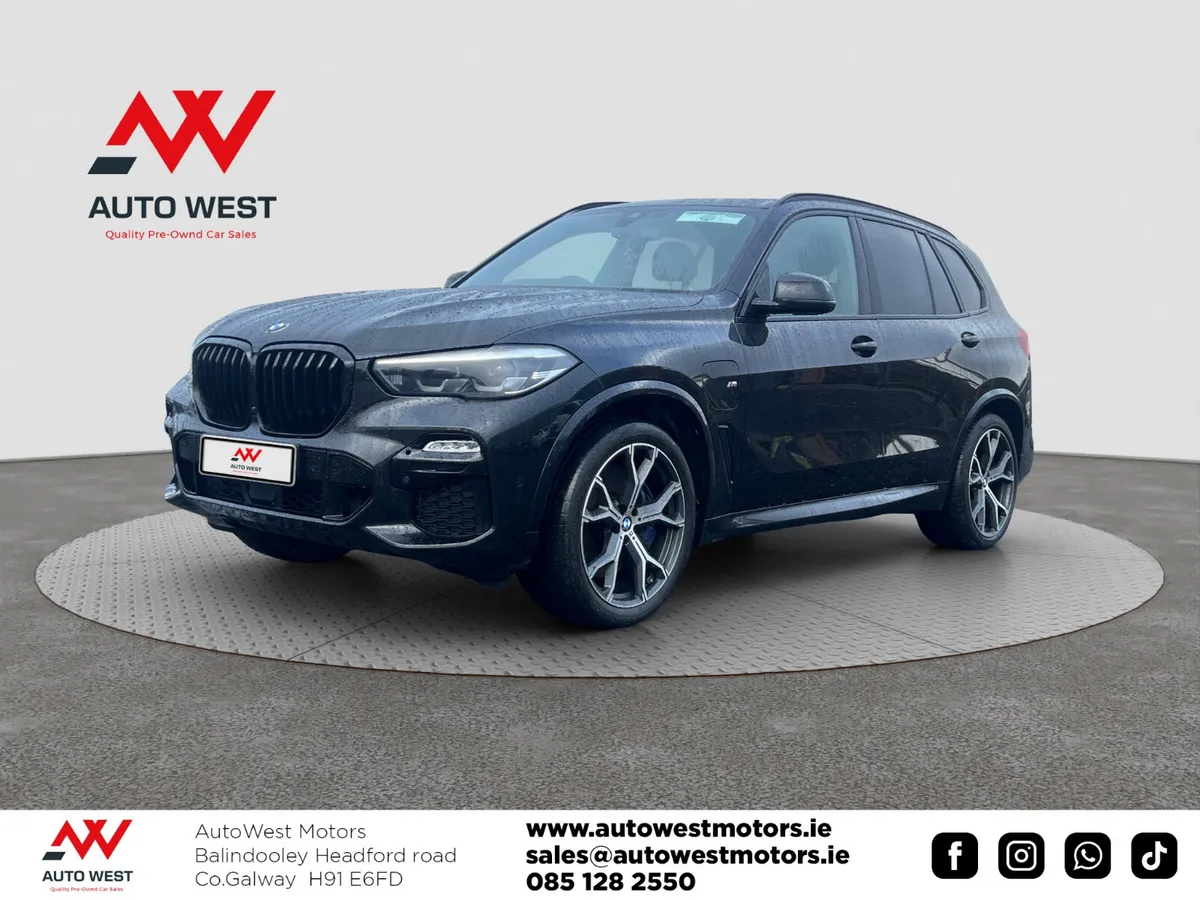 2021 BMW X5 XDrive 45e M Sport Black Edition - Image 3