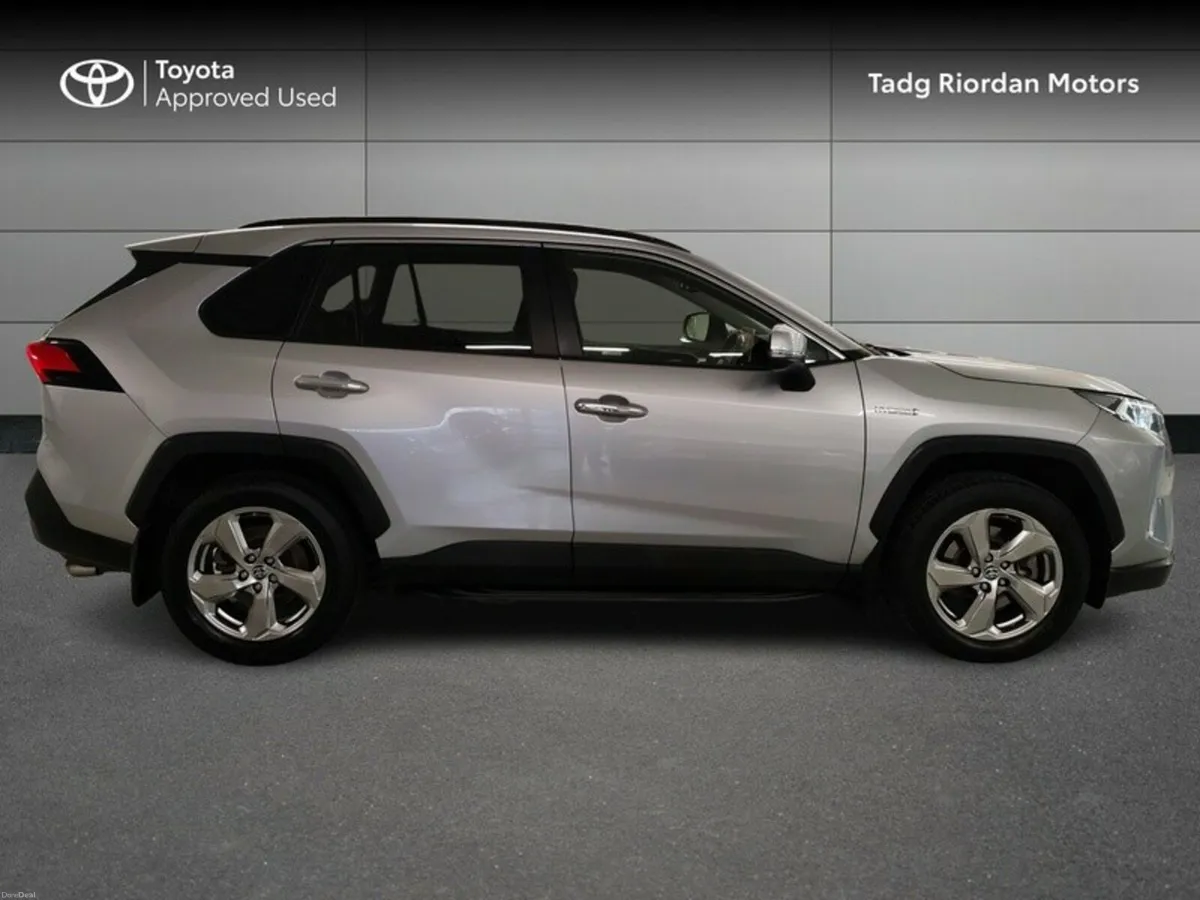 Toyota RAV4 HYBRID PLATINUM - Image 3