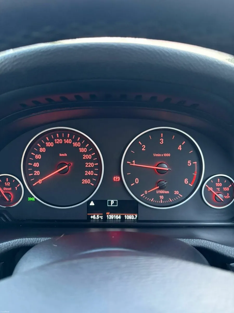 BMW X3 2015 - Image 2