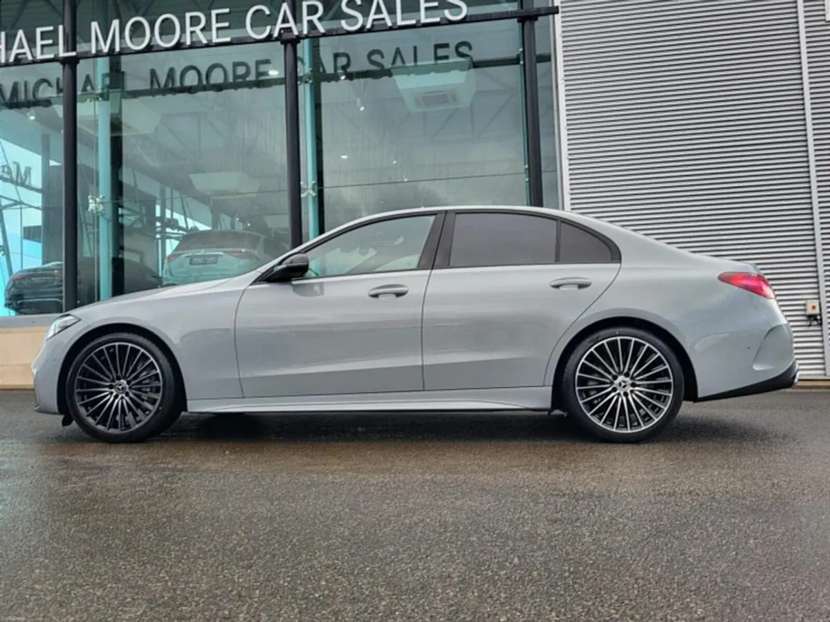 Mercedes-Benz C-Class C200d AMG LINE EDITION AUTO - Image 5