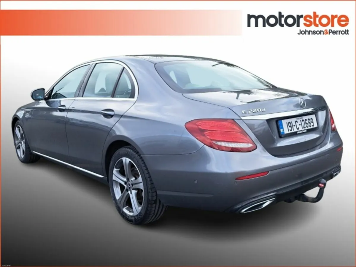 Mercedes-Benz E-Class E 220 D AVANTGARD 18% A/T - Image 2