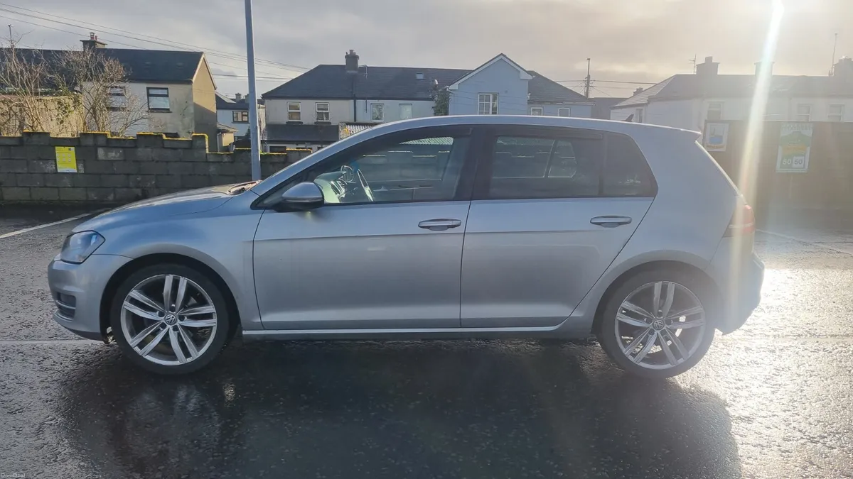 162 Volkswagen Golf 1.6Tdi Highline - Image 4