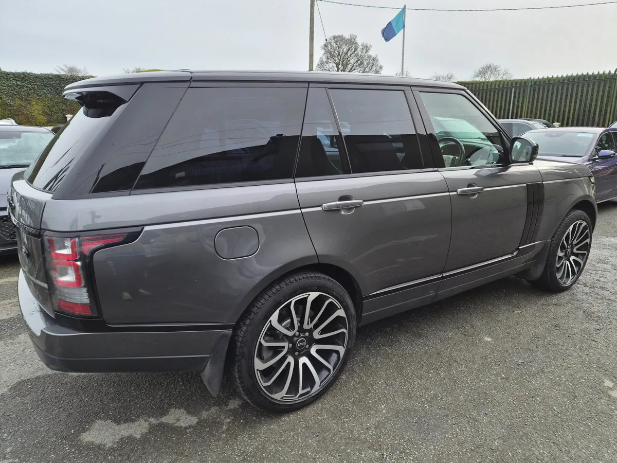 Land Rover Range Rover 2014 4.4V8 commercial 2 sea - Image 4