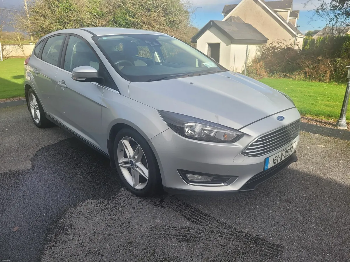 LOW MILES...2015 FORD FOCUS 1LTR PETROL - Image 4