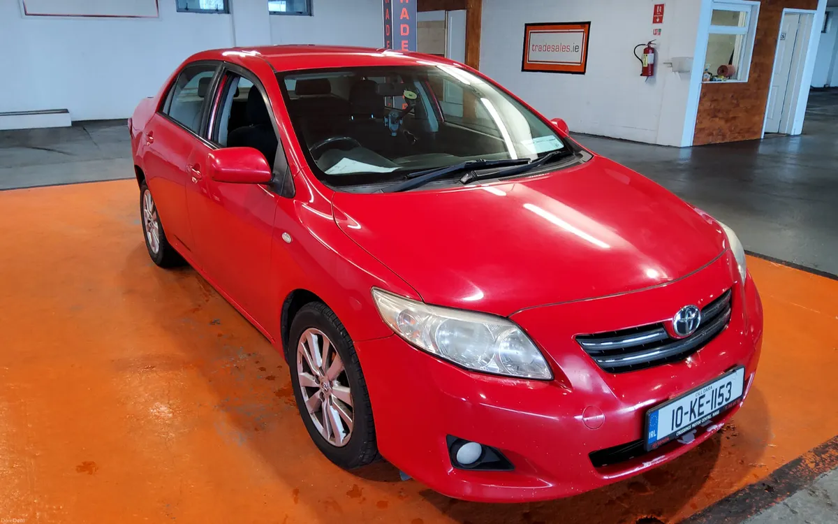 Toyota Corolla 2010 - Image 1