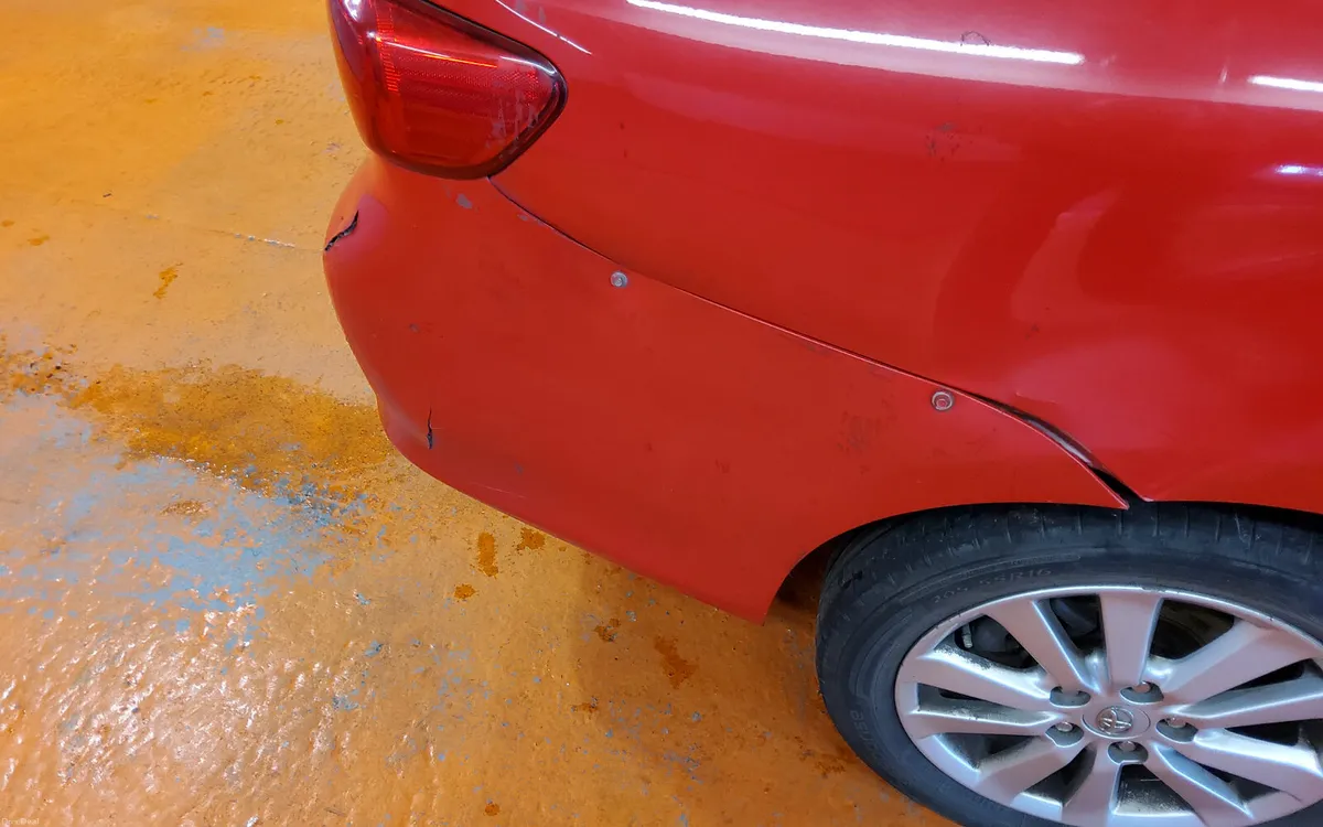 Toyota Corolla 2010 - Image 3