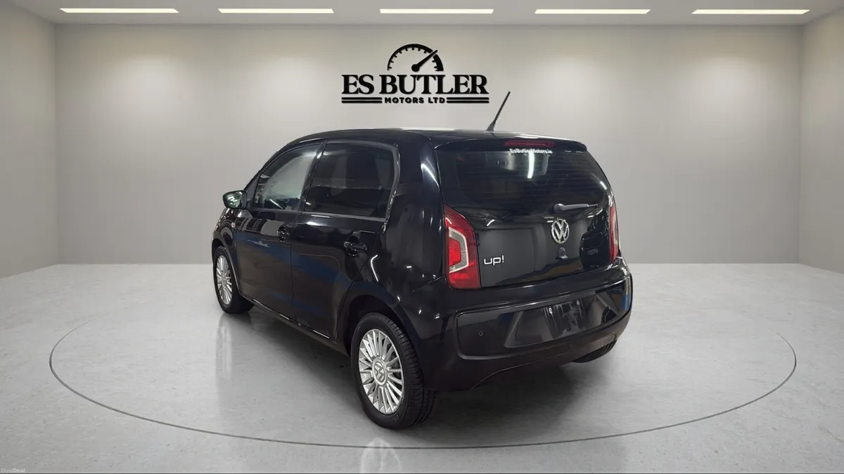 2015 VW up! 1.0L AUTO HIGH UP ONLY 61,000KMS - Image 3