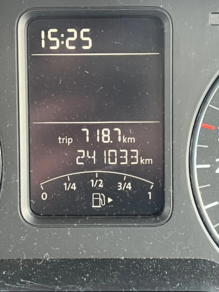 Volkswagen Polo 2012 - Image 2