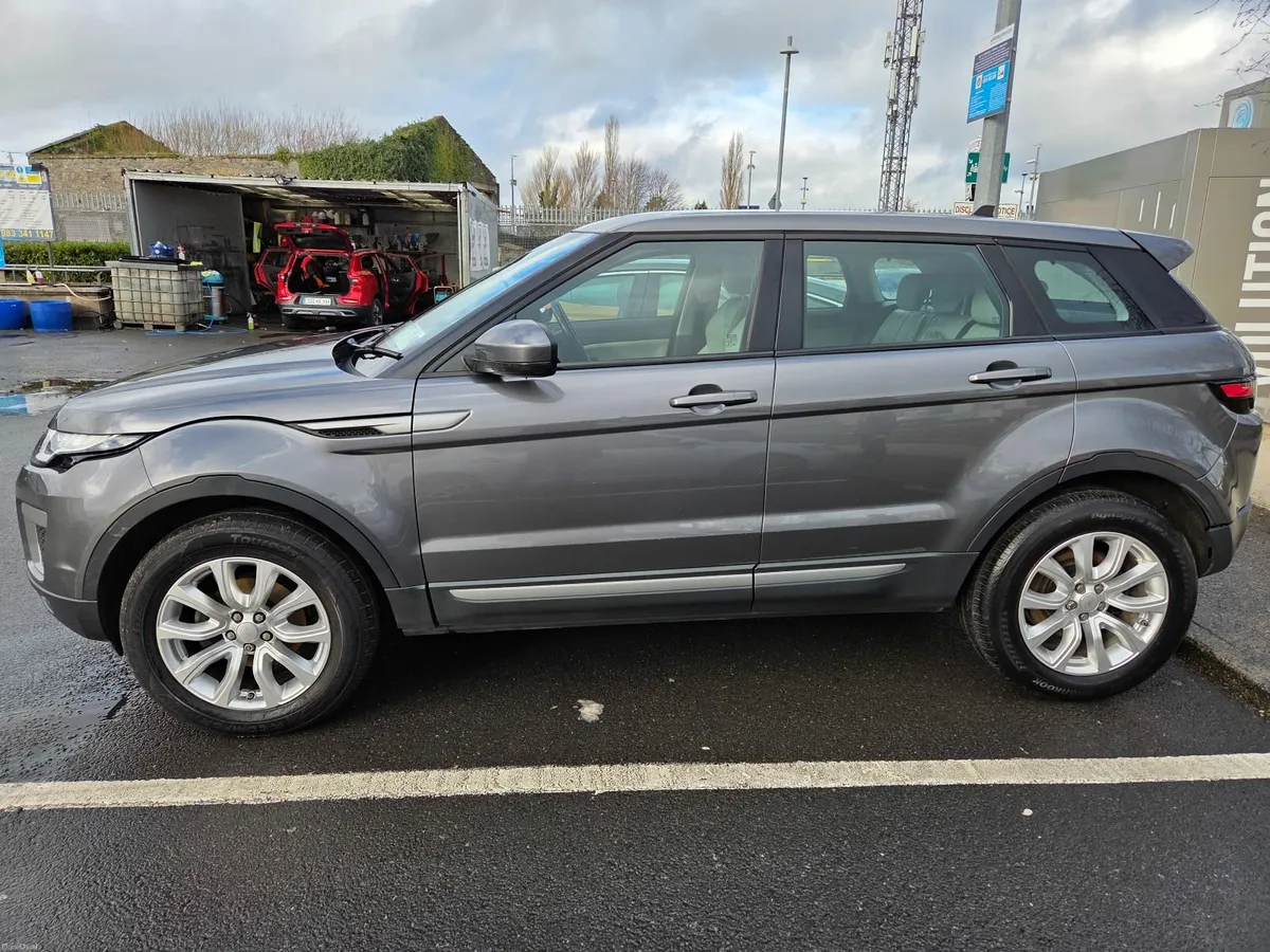 Land Rover Range Rover Evoque 2016 - Image 2