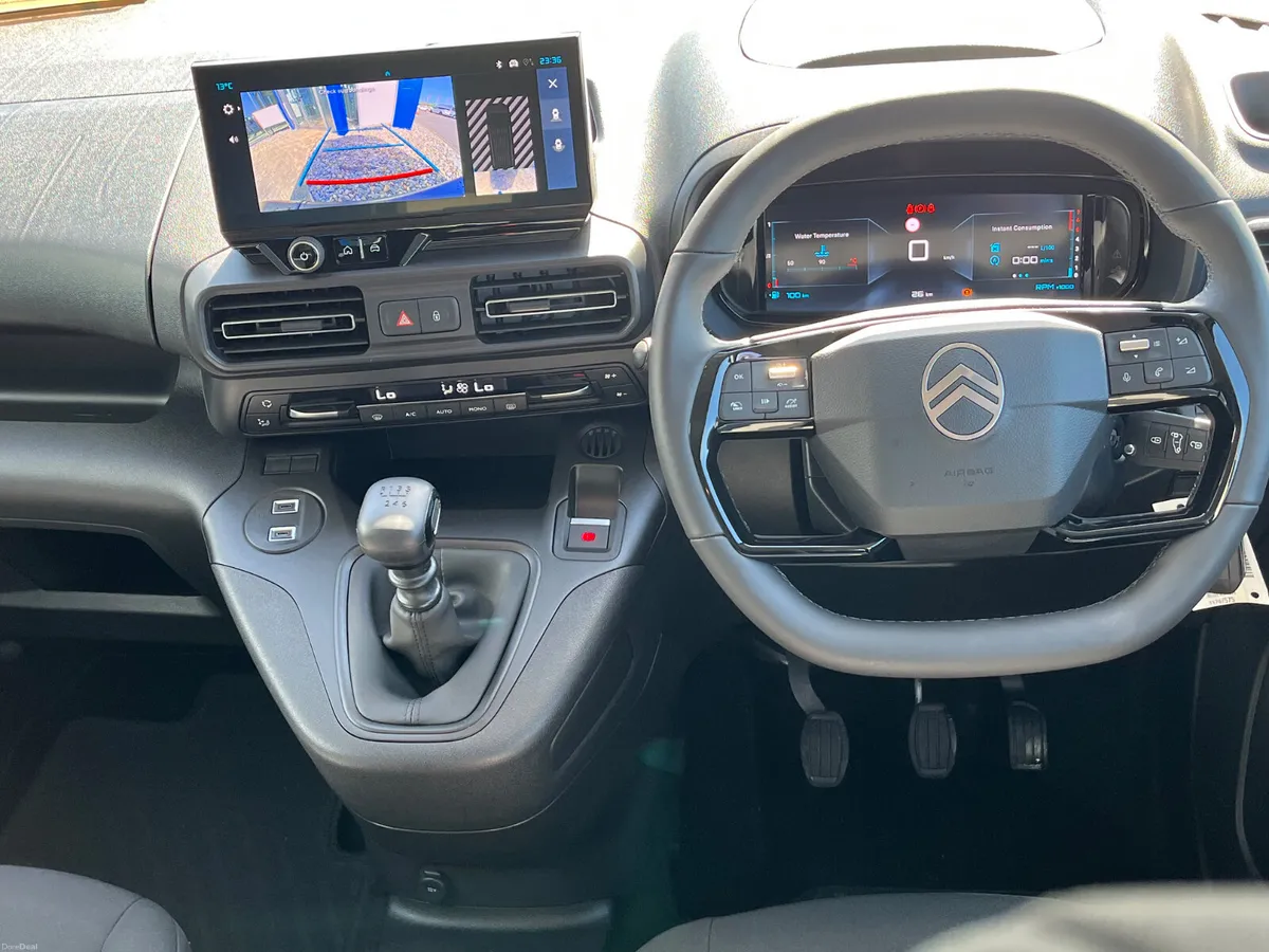 2026 Citroen Berlingo Taxi Spec WAV - Image 6