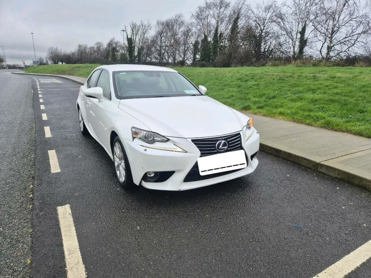 Lexus IS300h Pearl White 2015 2.5l petrol Hybrid - Image 1
