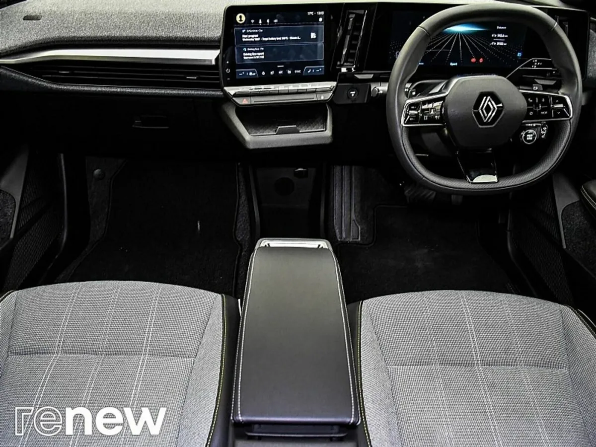 Renault Megane E-Tech Techno EV60 220hp - Image 3