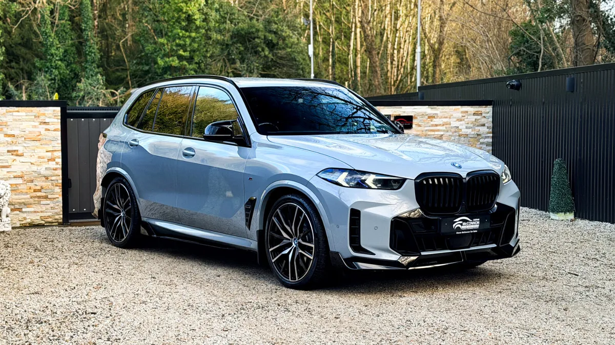 2023 (232)  BMW X5 50E MSPORT LCI 490BHP - Image 1
