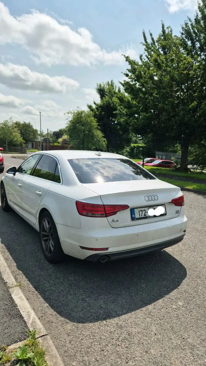 Audi A4 2.0 TDI SE ULTRA - Image 2