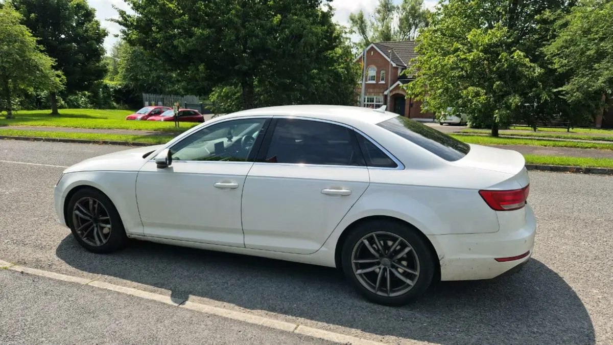 Audi A4 2.0 TDI SE ULTRA - Image 3