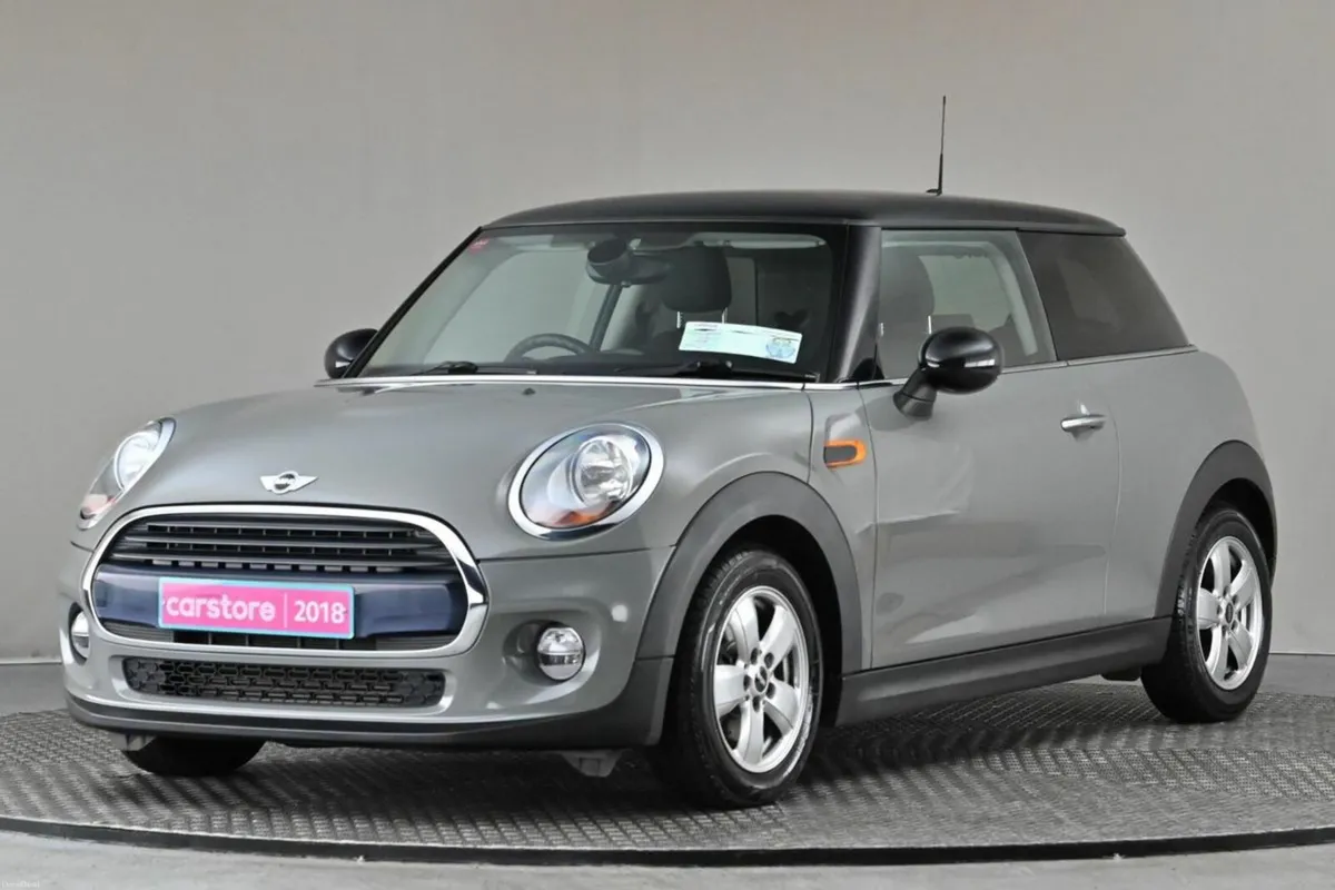 Mini Cooper 1.5 6SPD 3DR **TWO-TONE ROOF** - Image 3