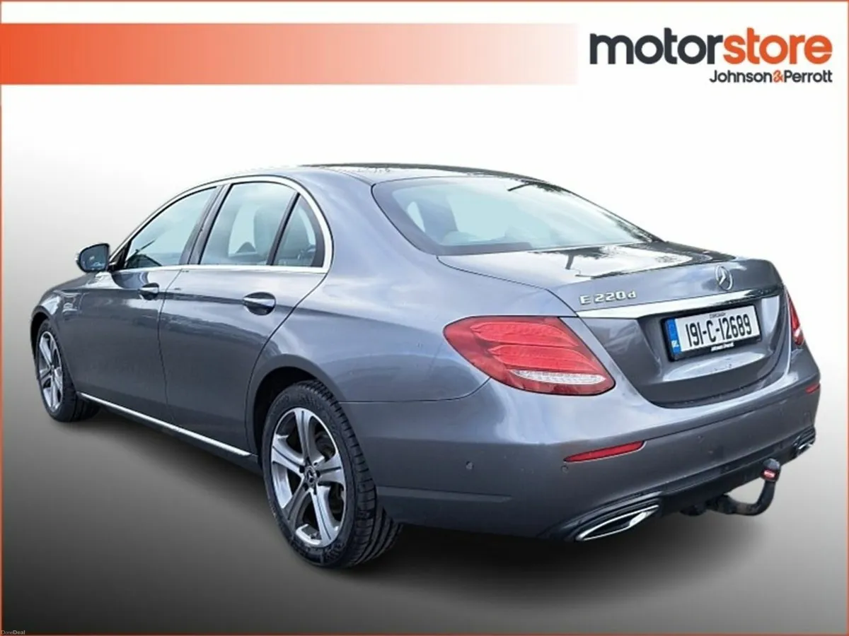 Mercedes-Benz E-Class E 220 D AVANTGARD 18% A/T - Image 2