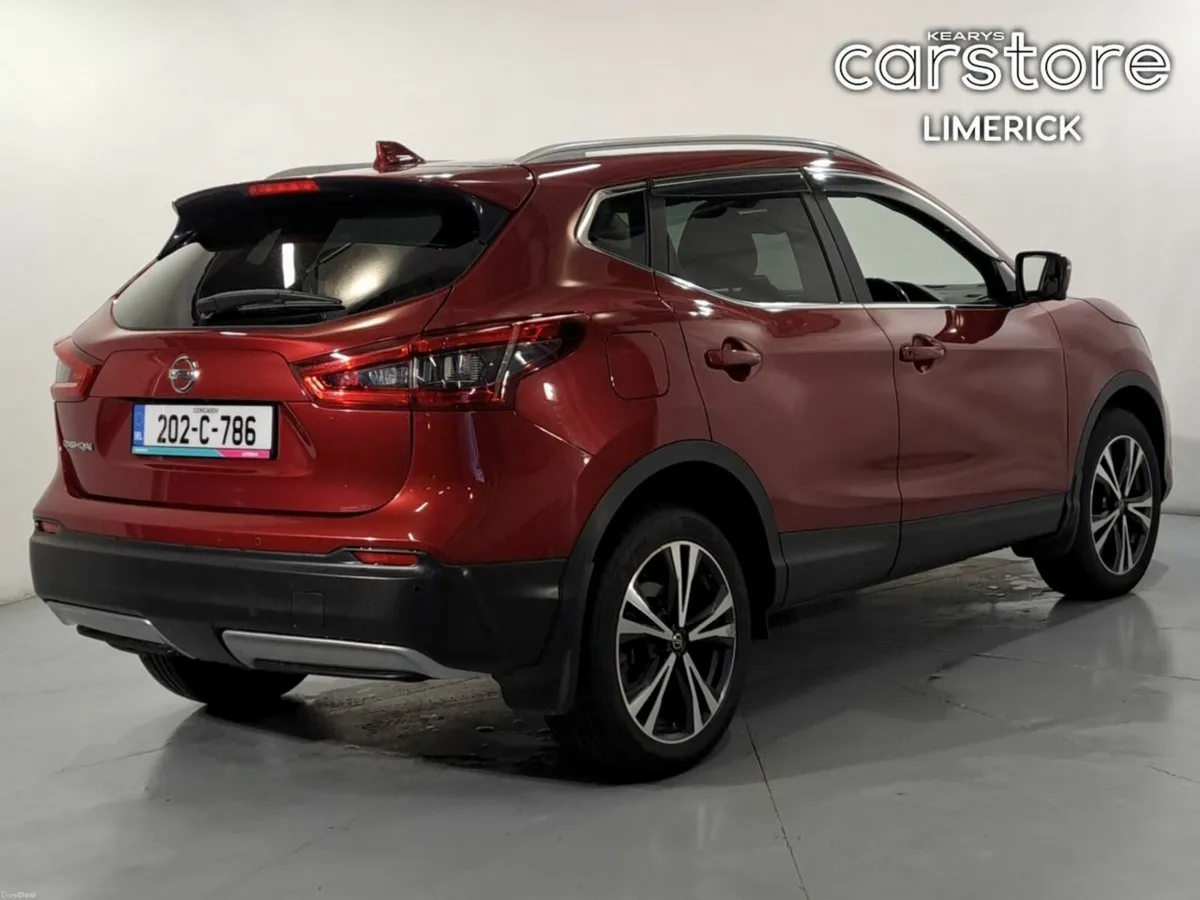 Nissan Qashqai 1.3 PET SV Premium LS - Image 3
