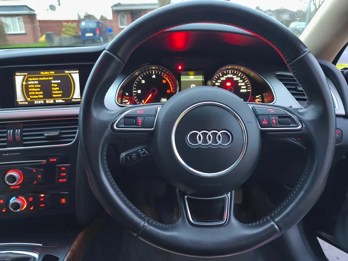 Audi A5 2012 - Image 2