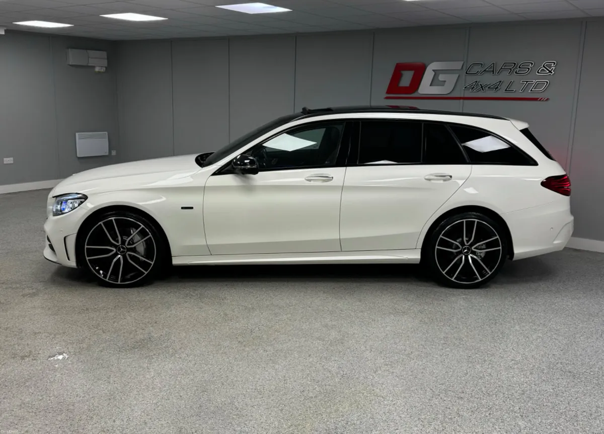 2020 Mercedes C300DE AMG Premium Plus Automatic - Image 4
