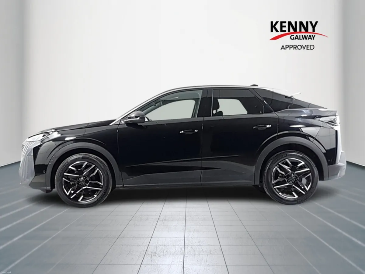 Peugeot 3008 *Deposit taken* ALLURE 1.2 MHEV 136 E - Image 4