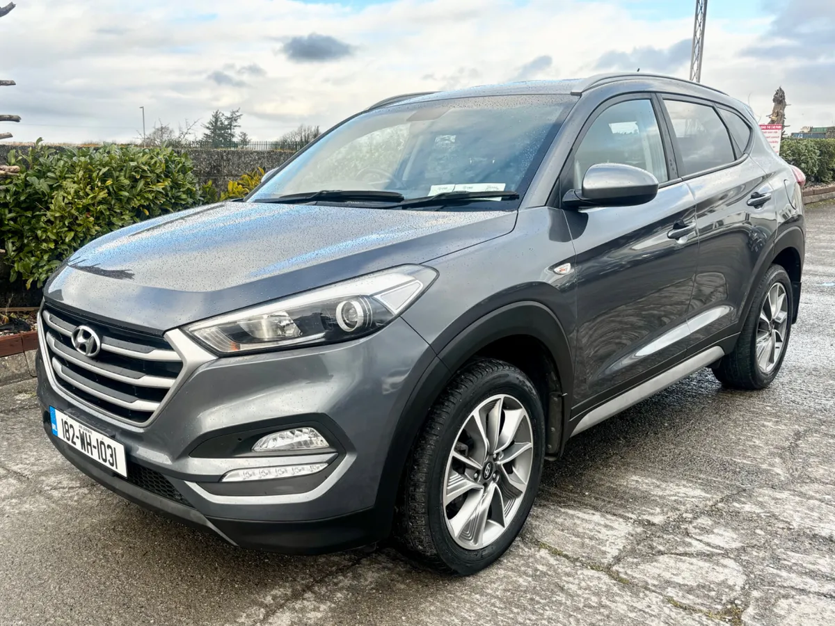 Hyundai Tucson EXECUTIVE 2018 2.0L Petrol AUTOMATI - Image 2
