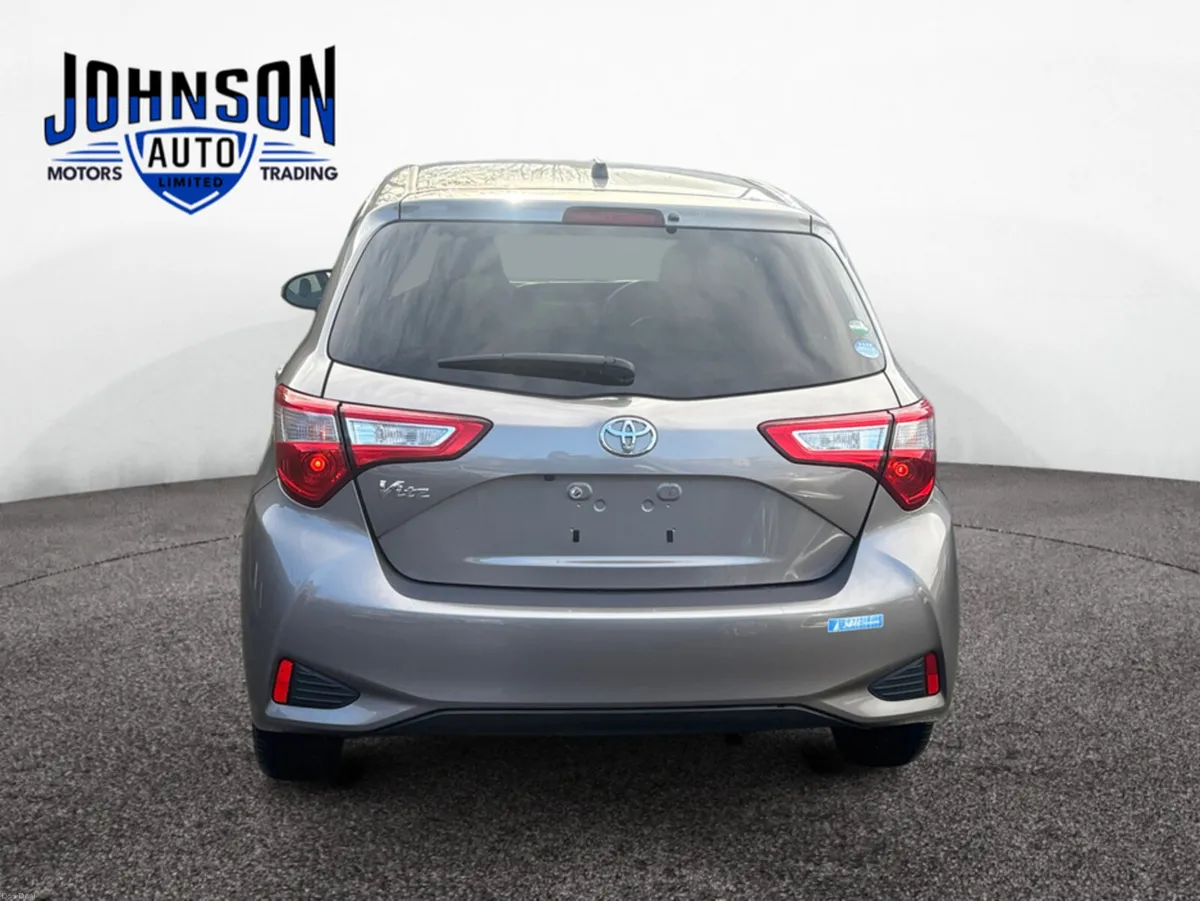 Toyota Vitz 1.3 Petrol Auto - Image 3